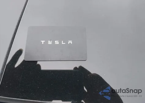 2022 Tesla Model 3 Performance Dual Motor All-Wheel Drive z USA, uszkodzony, nr VIN 5YJ3E1EC7NF307648